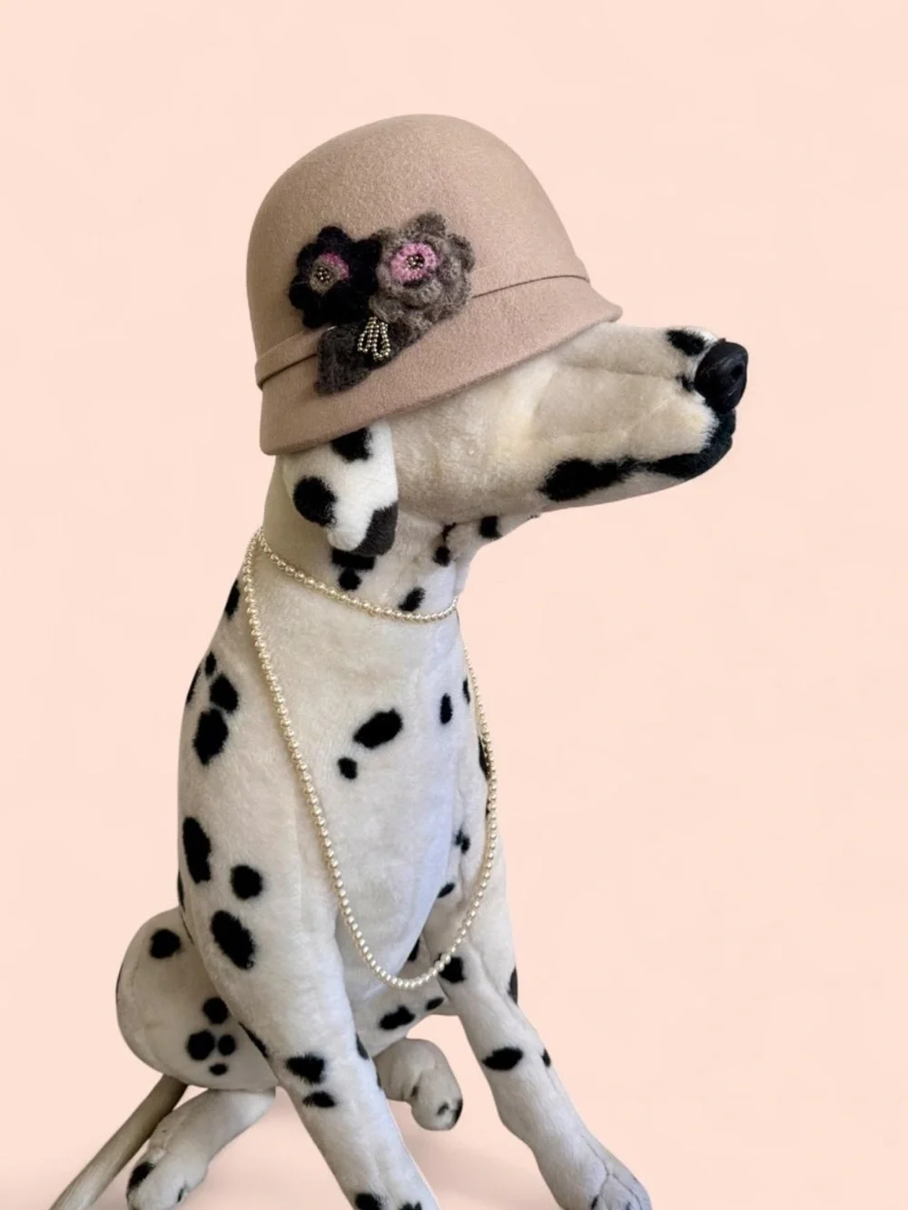 Y2K Nordstrom Felted Wool Taupe Cloche Hat with Crochet Flowers and Bead Accents